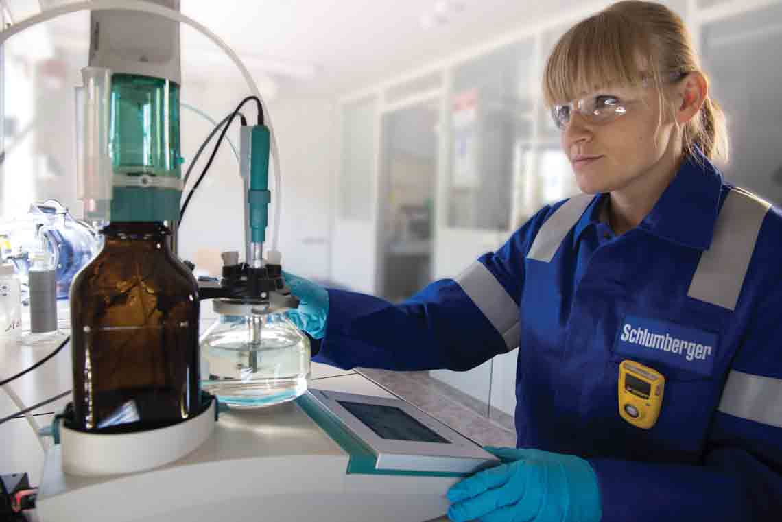 Female lab technician testing for faster, more reliable analysis of sulfur compounds